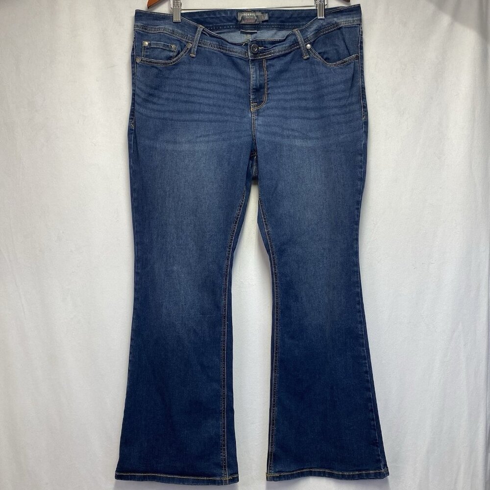 TORRID Luxe Slim Boot Cut Jeans Women Size 18R Blue Mid-Rise Super Stretch